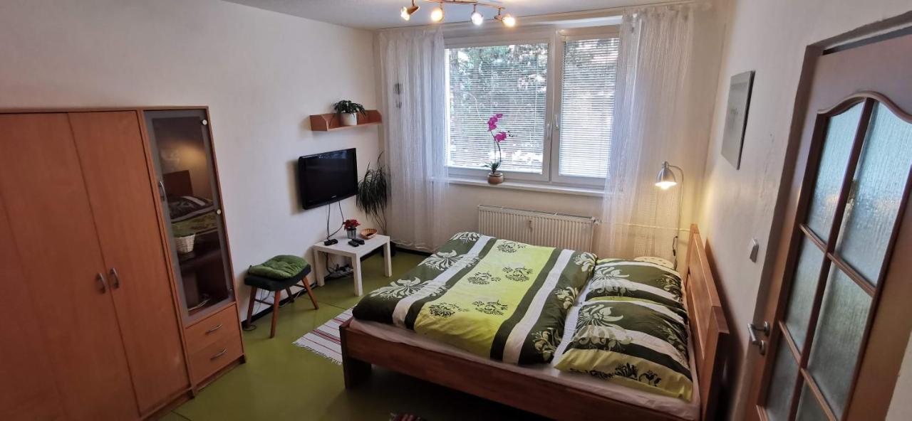 Apartman V Jihlava City Exterior foto